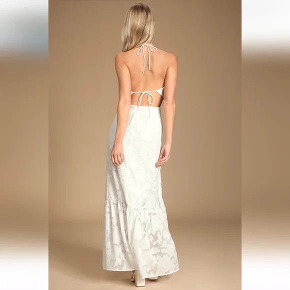 Lulus Touch of Elegance White Floral Burnout Halter Maxi Dress NWT Size XL 12/14 - Picture 2 of 14